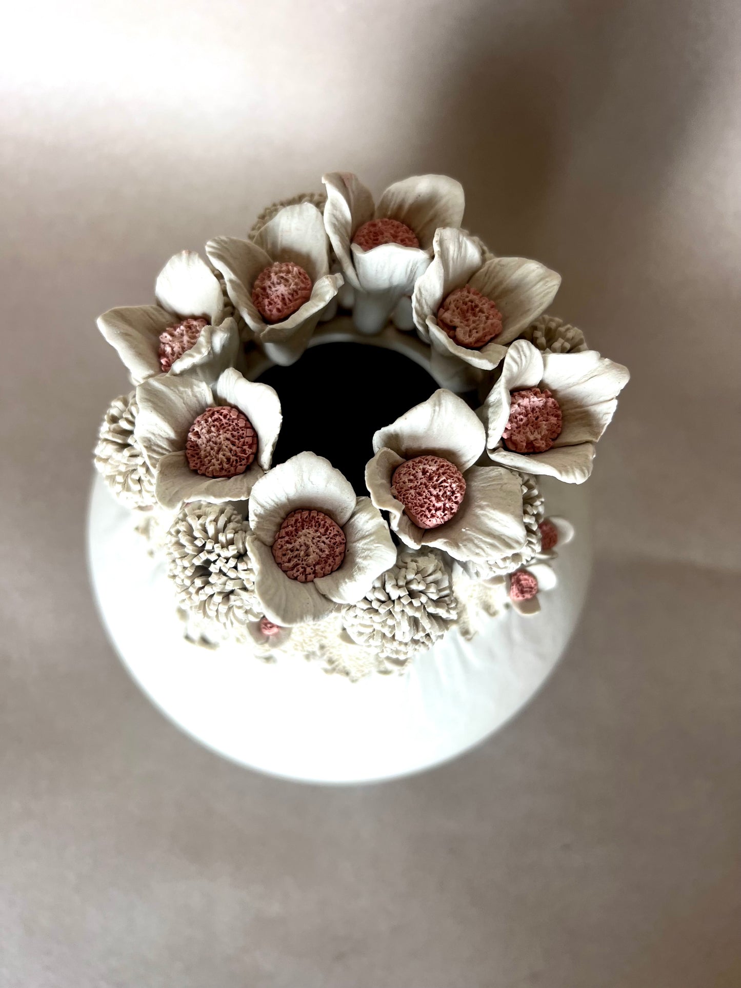 Bloom- Sculpture Vase